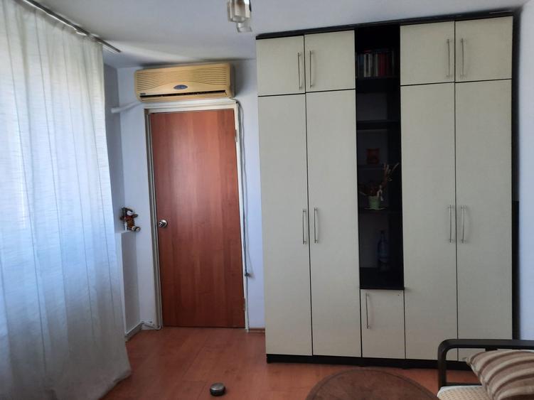 Apartament cu 2 camere decomandat în Lujerului