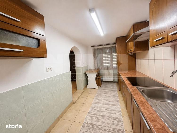 Casă cu 4 camere în Central