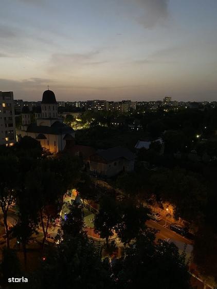 Apartament cu 3 camere în Berceni
