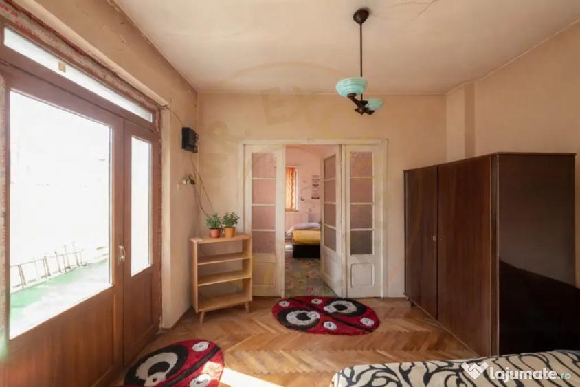 Casă cu 3 camere cu Teren 126 Mp în Central