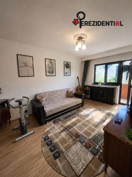 Apartamnet - 3 camere - decomandat - Tineretului - 1