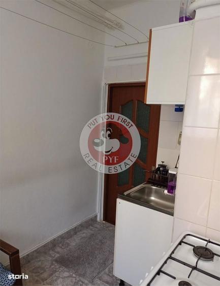 Garsonieră decomandată în Tei