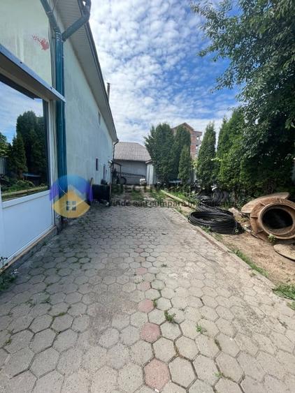 Casă cu 5 camere cu Canalizare în Săvinești