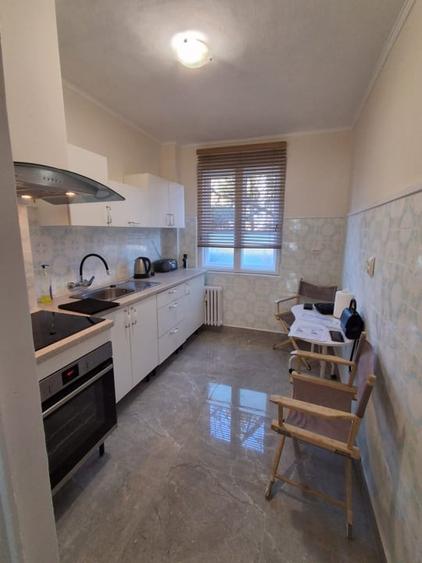 Apartament cu 3 camere decomandat în Andrei Mureșanu
