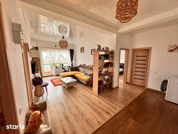 Apartament cu 2 camere decomandat în Lumina