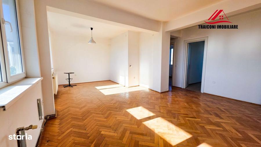 Apartament cu 3 camere decomandat în Ultracentral