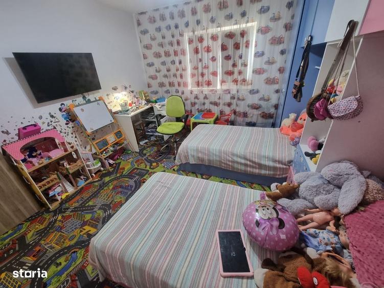 Apartament cu 3 camere decomandat în Ultracentral