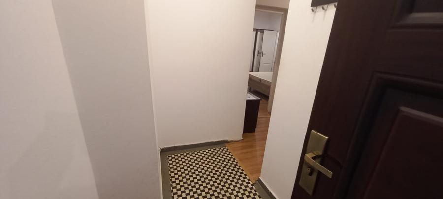 Apartament cu 2 camere semidecomandat în Cișmigiu