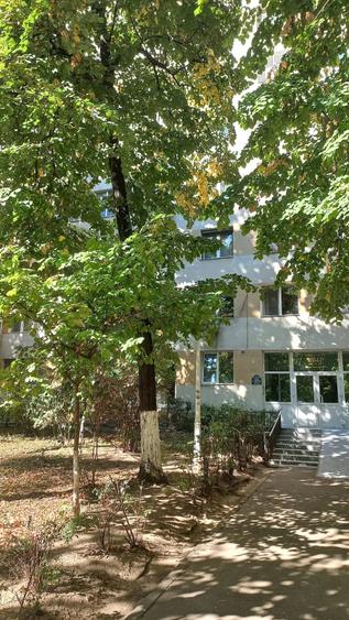 Garsonieră decomandată în Colentina
