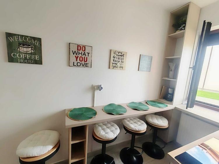 Apartament cu 2 camere decomandat în Tractorul