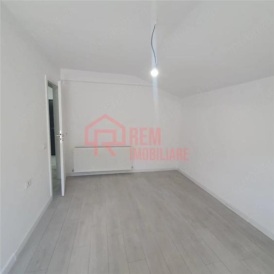 Apartament cu 2 camere decomandat în Fundeni