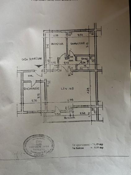 Apartament cu 3 camere semidecomandat în Central