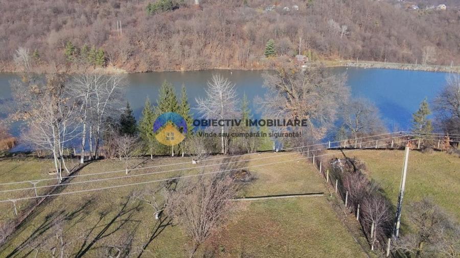 Casă individuală cu 4 camere cu Canalizare în Alexandru cel Bun