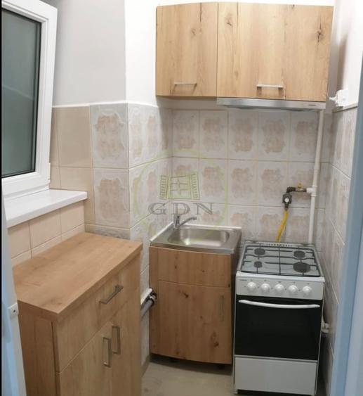 Garsonieră semidecomandată, mobilată în Calea București
