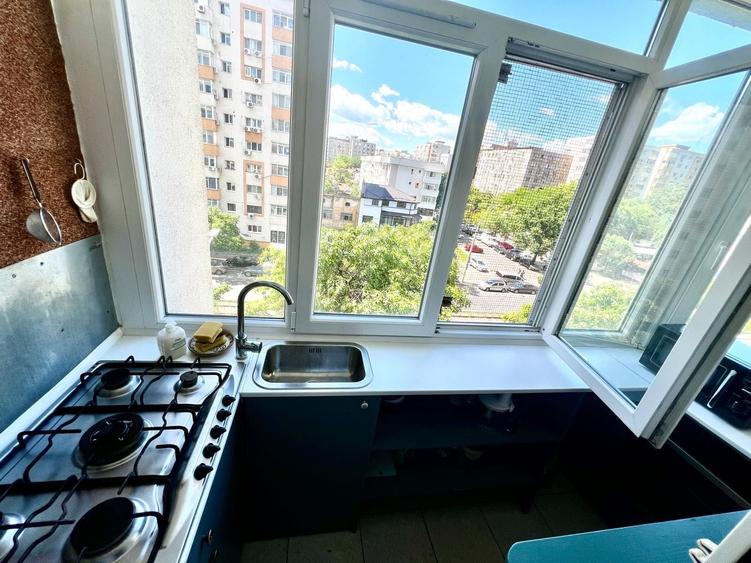 Apartament cu 4 camere decomandat în Sebastian