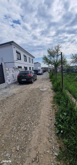 Casă cu 5 camere cu Teren 200 Mp în Lumina
