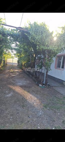 CASA LA ?ARA aproape de Ora?