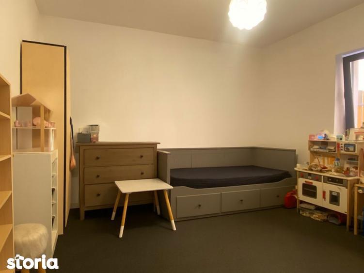 Casă cu 5 camere cu Teren 238 Mp în Central