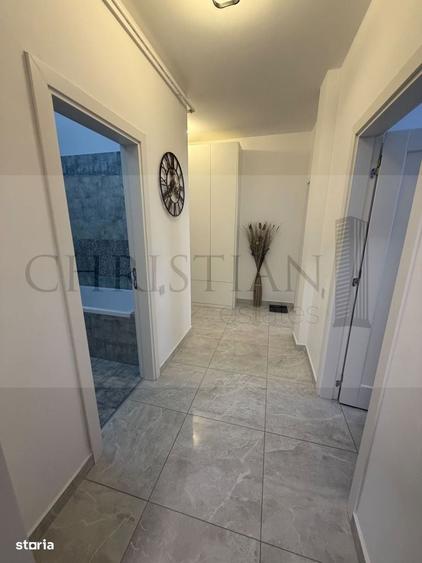 Apartament cu 2 camere decomandat în Valea Oltului