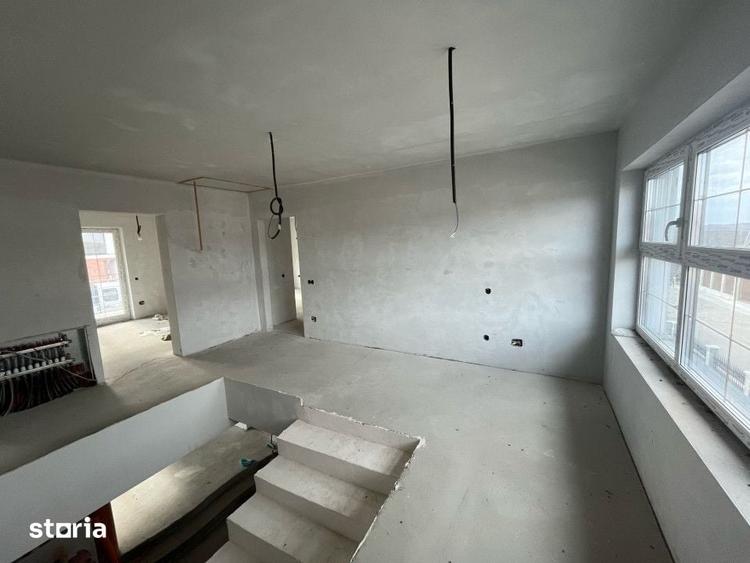 Casă cu 5 camere cu Teren 500 Mp în Gheorgheni