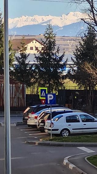 Garsonieră decomandată în Central