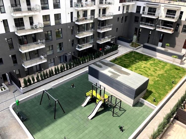 Apartament cu 2 camere semidecomandat în Barbu Văcărescu