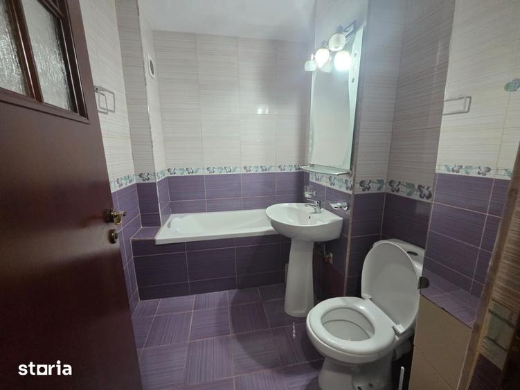 Apartament de inchiriat, 3 camere, decomandat, 70 mp, Galata - 15