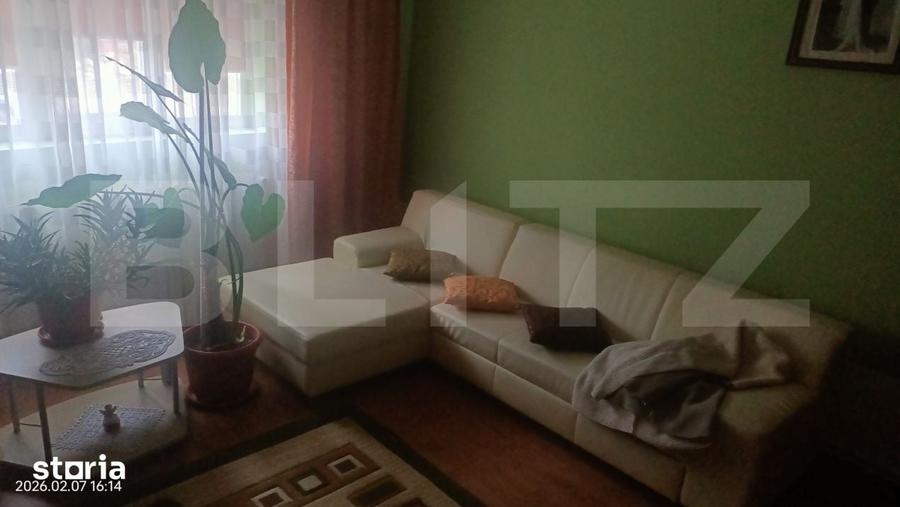 Casă cu 4 camere cu Teren 1900 Mp în Petelea