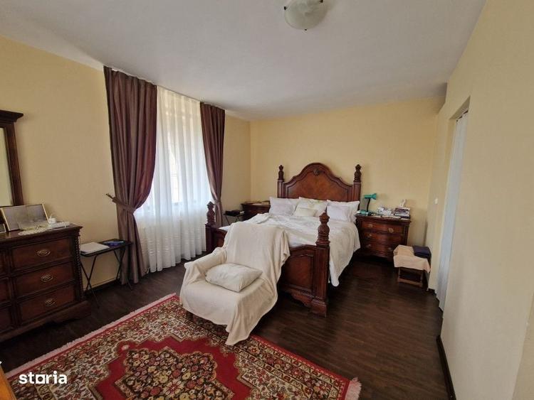 Casă cu 4 camere în Sud