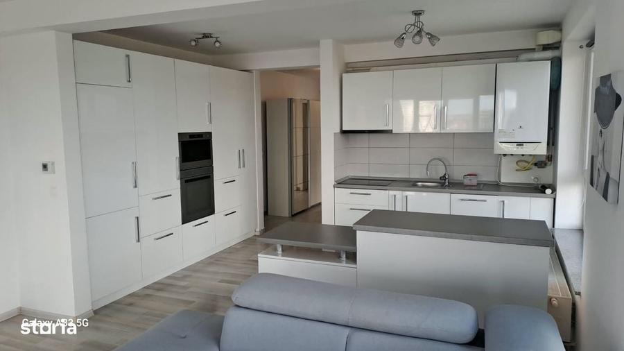 Apartament cu 3 camere în Central