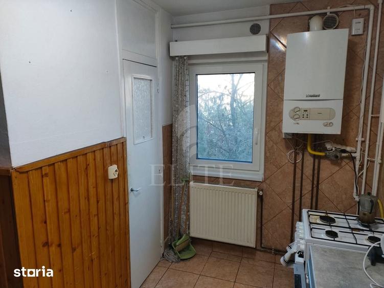 Apartament cu 4 camere decomandat în Mărăști