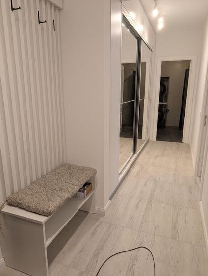 Apartament cu 2 camere decomandat în Aeroport