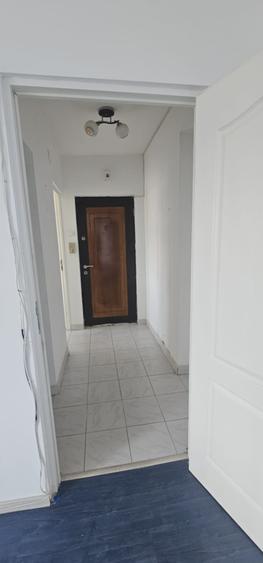 Apartament cu 2 camere nedecomandat în Central