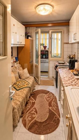 Apartament cu 2 camere decomandat, mobilat în Micro 19