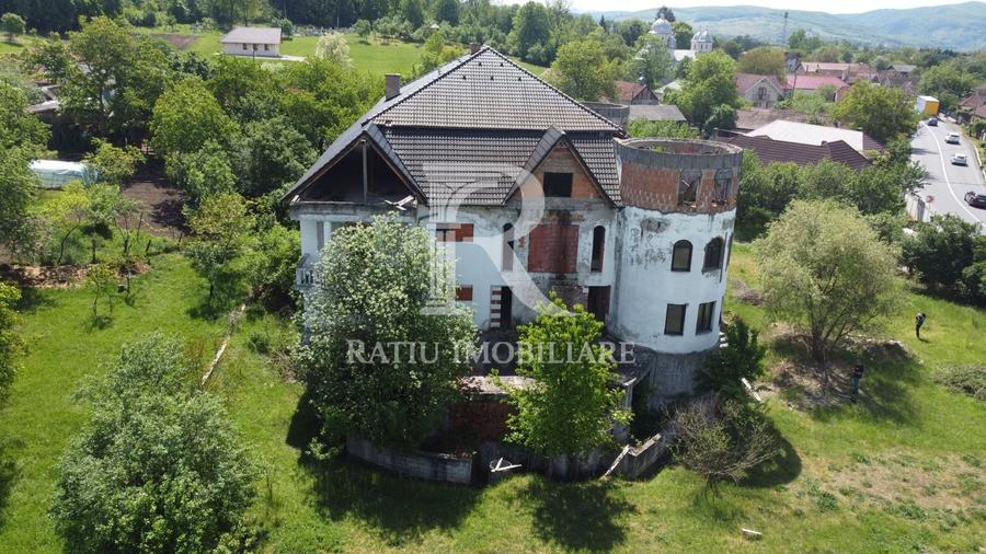 Casă cu 12 camere cu Canalizare în Gheghie