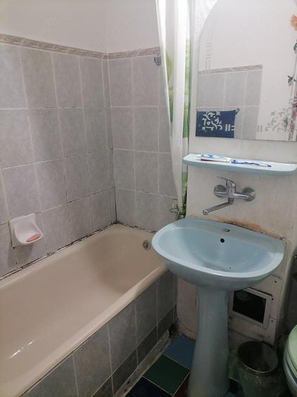 Garsonieră semidecomandată în Precista
