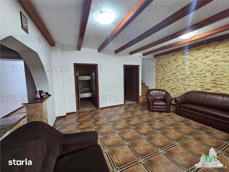 Casă cu 5 camere cu Teren 371 Mp în Chiajna