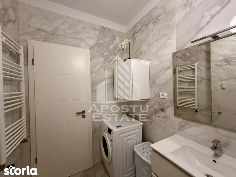 Apartament cu 3 camere, mobilat în Giroc