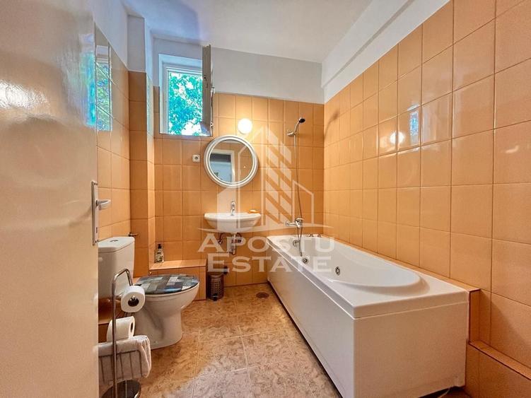Apartament cu 2 camere decomandat, mobilat în Medicină