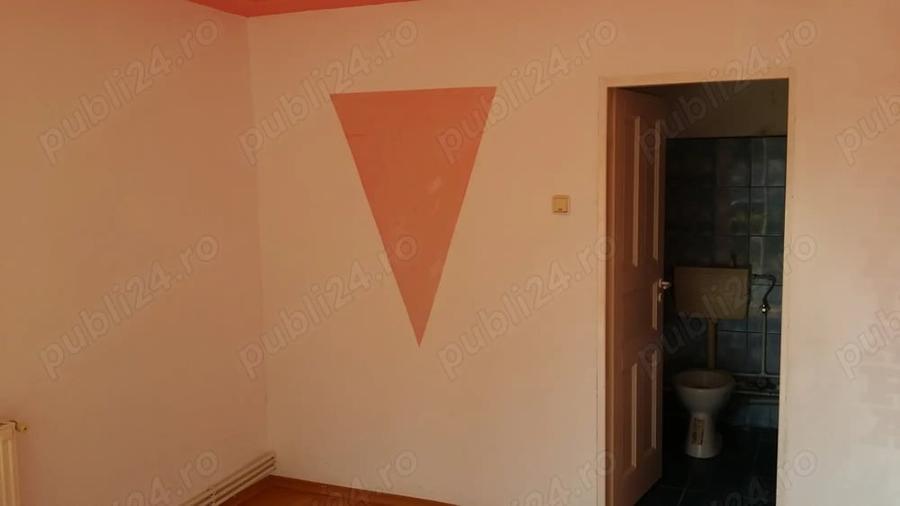 Spațiu comercial, de 25 mp, în Central