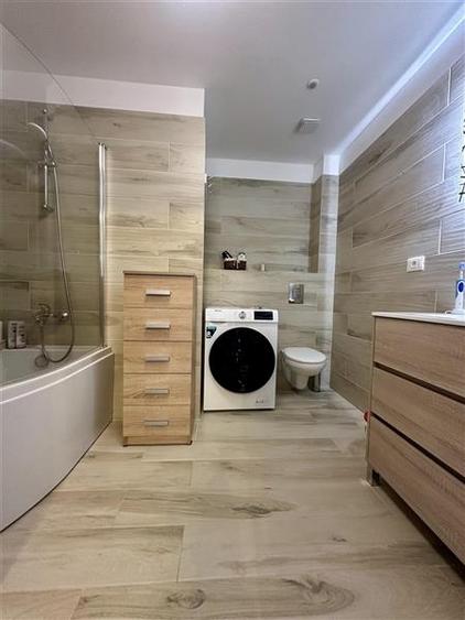Apartament cu 4 camere decomandat, mobilat în Nord