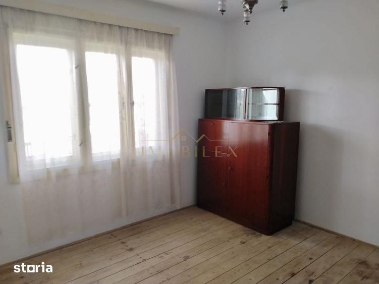 Casă cu 3 camere cu Teren 658 Mp în Luna