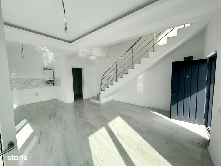 Casă cu 3 camere în Bucium
