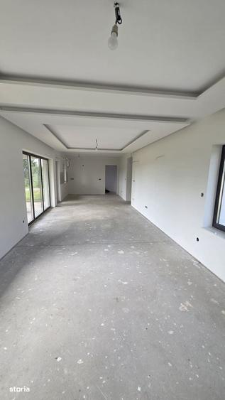 Casă cu 3 camere în Viile Satu Mare