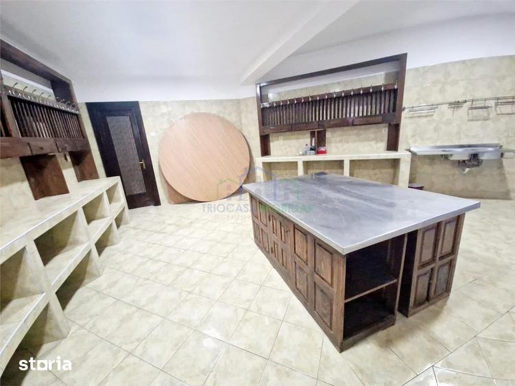 Spațiu comercial, de 714 mp, în Eșelnița