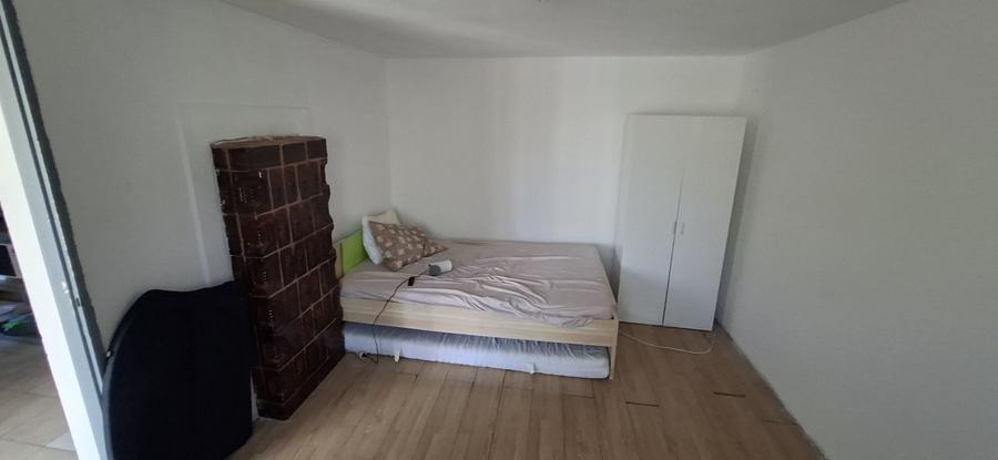 Casă cu 2 camere cu Teren 1500 Mp în Gai