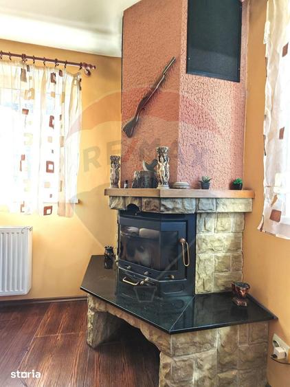 Casă cu 5 camere cu Teren 500 Mp în Hărman