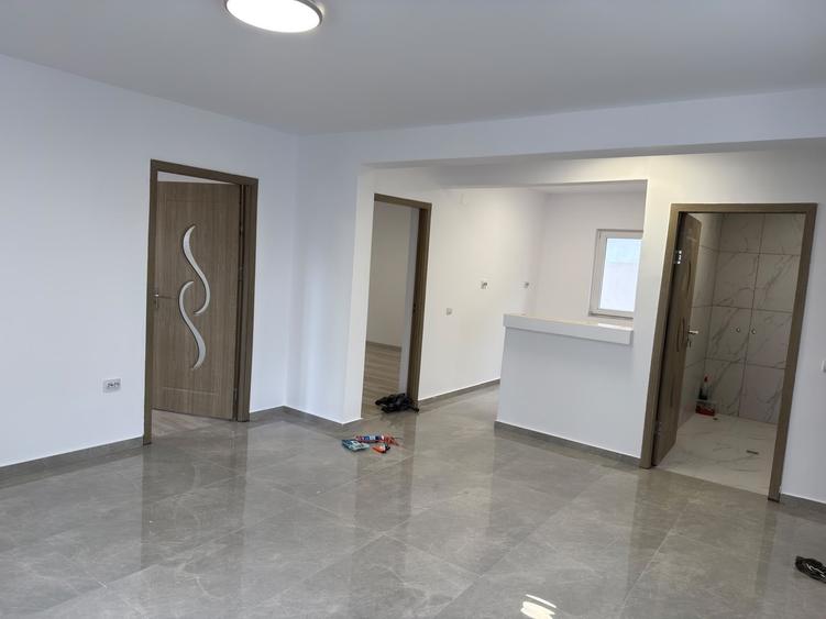 Casă individuală cu 3 camere cu Teren 200 Mp în Nord-Vest