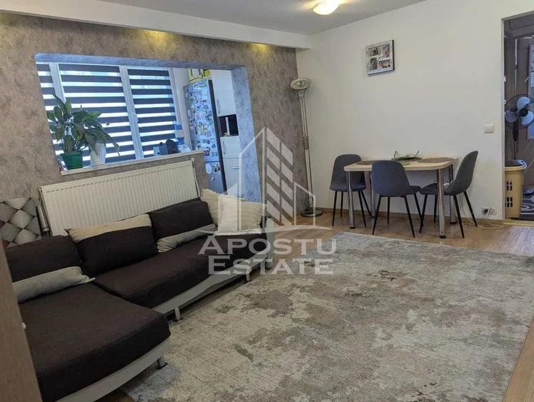 Apartament cu 3 camere, zona Buziasului, 55 mp, Centrala proprie - 7