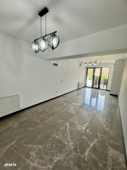 Spațiu comercial, de 36 mp, în Central